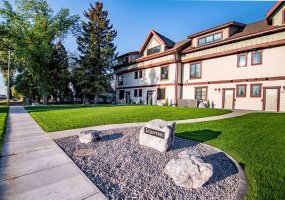 5024 48 Street, Rocky Mountain House, Alberta T4T 1C1, 2 Bedrooms Bedrooms, ,4 BathroomsBathrooms,Residential,For Sale,48,A2284876 5024 48 Street, Rocky Mountain House, Alberta T4T 1C1, 2 Bedrooms Bedrooms, ,4 BathroomsBathrooms,Residential,For Sale,48,A2284876