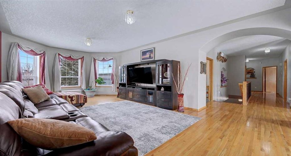 243115 Range Road 281A, Rural Rocky View County, Alberta T1X 2B9, 5 Bedrooms Bedrooms, ,3 BathroomsBathrooms,Residential,For Sale,281A,A2289224