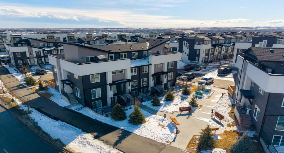 474 Seton Circle, Calgary, Alberta T3M 3P6, 2 Bedrooms Bedrooms, ,3 BathroomsBathrooms,Residential,For Sale,Seton,A2289843