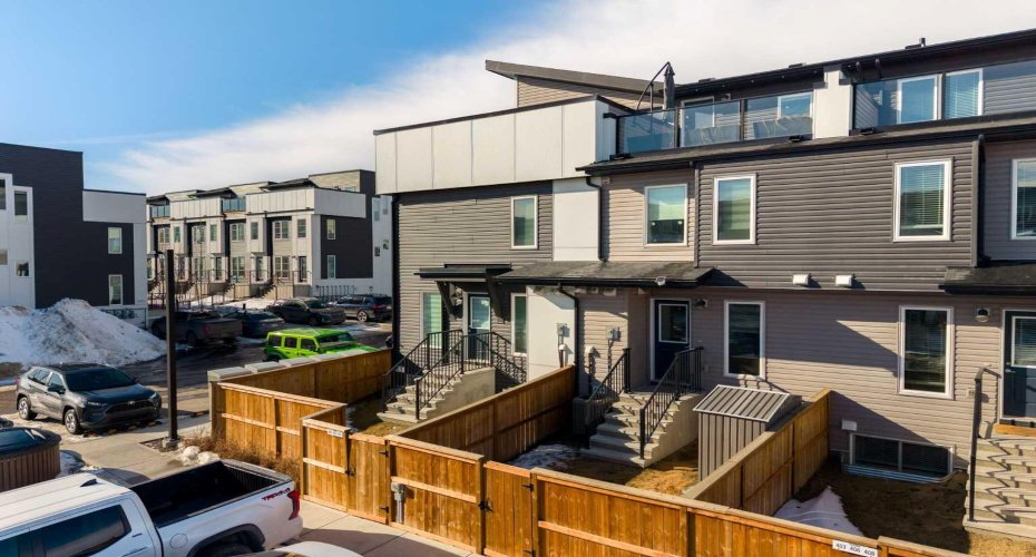 474 Seton Circle, Calgary, Alberta T3M 3P6, 2 Bedrooms Bedrooms, ,3 BathroomsBathrooms,Residential,For Sale,Seton,A2289843