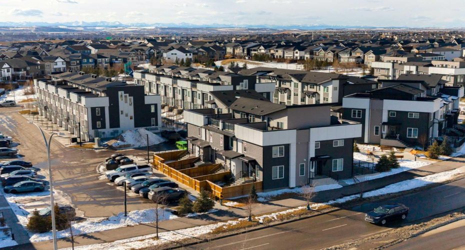 474 Seton Circle, Calgary, Alberta T3M 3P6, 2 Bedrooms Bedrooms, ,3 BathroomsBathrooms,Residential,For Sale,Seton,A2289843