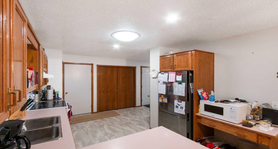 4102 Silverpark Estates Close, Olds, Alberta T4H1B4, 2 Bedrooms Bedrooms, ,2 BathroomsBathrooms,Residential,For Sale,Silverpark Estates,A2289940