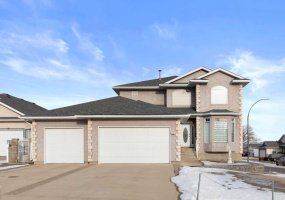 22 Turner Crescent, Medicine Hat, Alberta T1B4K9, 5 Bedrooms Bedrooms, ,4 BathroomsBathrooms,Residential,For Sale,Turner,A2289969 22 Turner Crescent, Medicine Hat, Alberta T1B4K9, 5 Bedrooms Bedrooms, ,4 BathroomsBathrooms,Residential,For Sale,Turner,A2289969