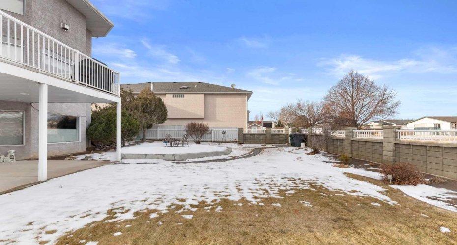 22 Turner Crescent, Medicine Hat, Alberta T1B4K9, 5 Bedrooms Bedrooms, ,4 BathroomsBathrooms,Residential,For Sale,Turner,A2289969