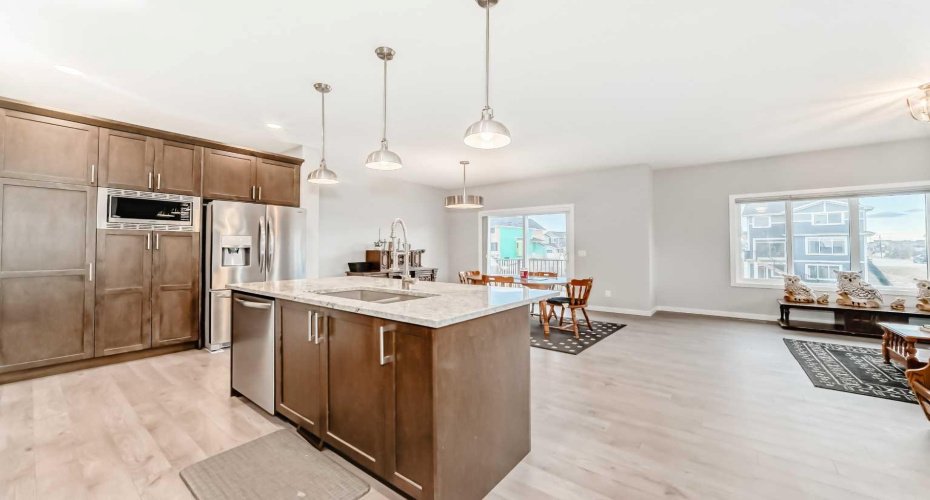 151 Sundown Way, Cochrane, Alberta T4C 0H4, 5 Bedrooms Bedrooms, ,4 BathroomsBathrooms,Residential,For Sale,Sundown,A2290056