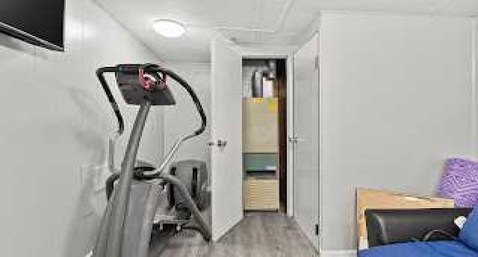 Bedroom/Furnace (2)