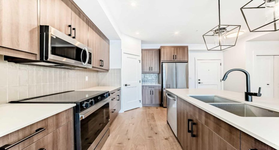 3700 Seton Avenue, Calgary, Alberta T3M 4J1, 2 Bedrooms Bedrooms, ,2 BathroomsBathrooms,Residential,For Sale,Seton,A2290109