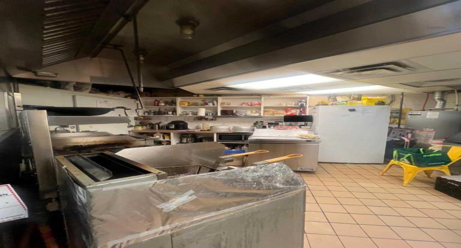 100 Anywhere, Calgary, Alberta t2n 0a8, ,Commercial,For Sale,Anywhere,A2290151