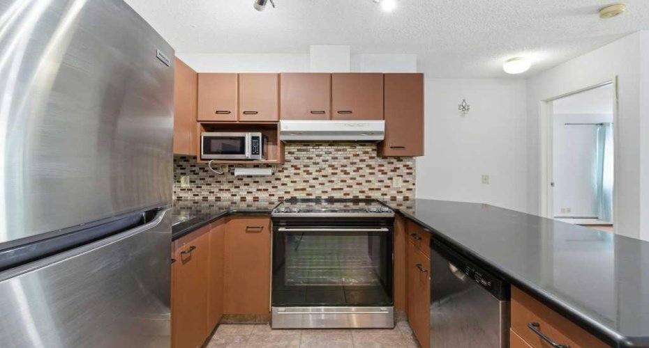 2414 Edenwold Heights, Calgary, Alberta T3A 3Y2, 2 Bedrooms Bedrooms, ,2 BathroomsBathrooms,Residential,For Sale,Edenwold,A2290152