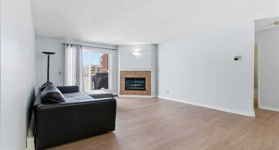 2414 Edenwold Heights, Calgary, Alberta T3A 3Y2, 2 Bedrooms Bedrooms, ,2 BathroomsBathrooms,Residential,For Sale,Edenwold,A2290152