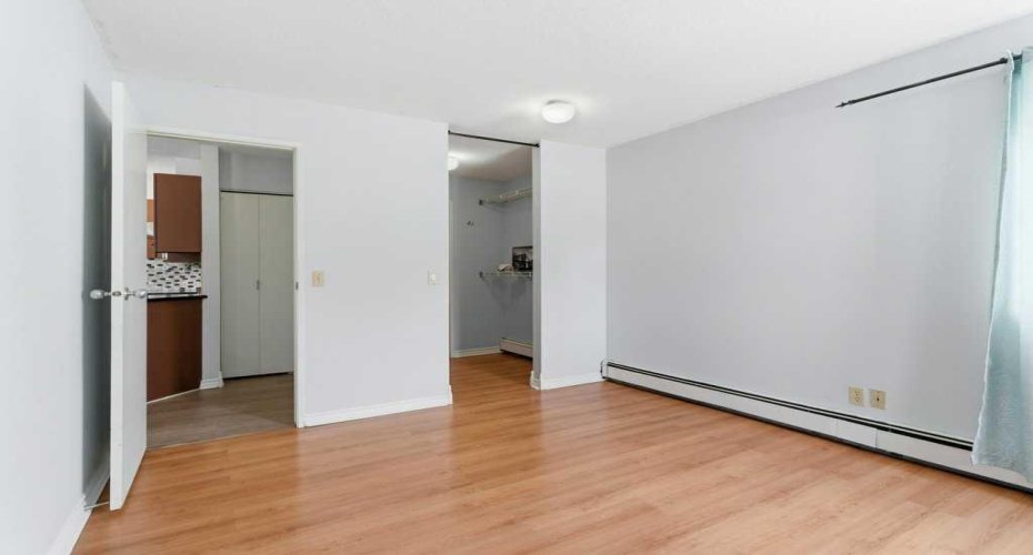 2414 Edenwold Heights, Calgary, Alberta T3A 3Y2, 2 Bedrooms Bedrooms, ,2 BathroomsBathrooms,Residential,For Sale,Edenwold,A2290152