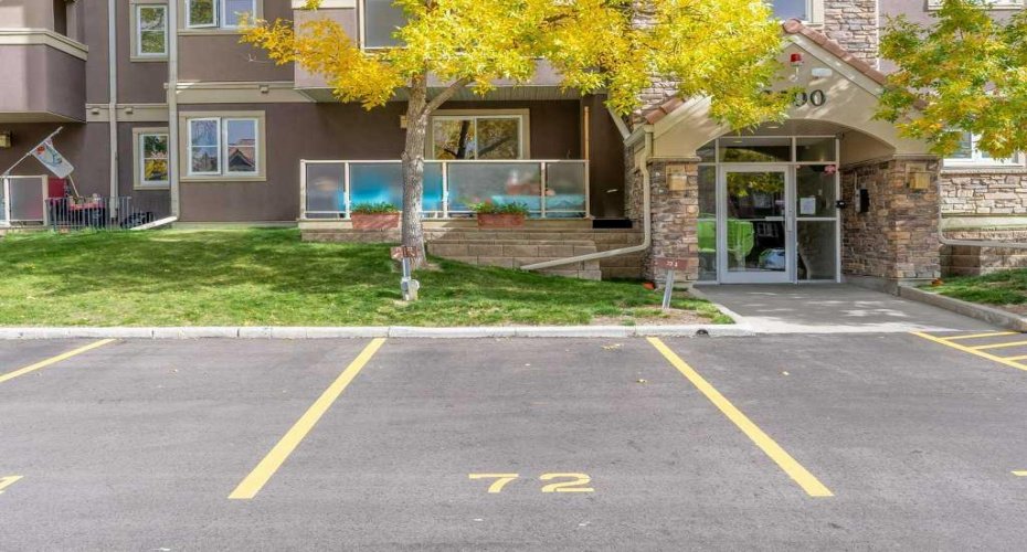 2414 Edenwold Heights, Calgary, Alberta T3A 3Y2, 2 Bedrooms Bedrooms, ,2 BathroomsBathrooms,Residential,For Sale,Edenwold,A2290152