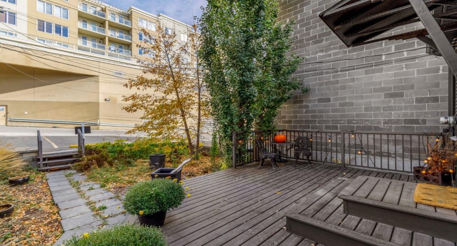 2032 34 Avenue, Calgary, Alberta T2T 2C3, ,Commercial,For Sale,34,A2290615