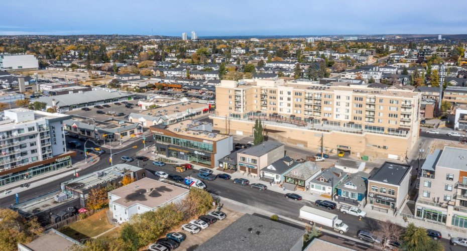 2032 34 Avenue, Calgary, Alberta T2T 2C3, ,Commercial,For Sale,34,A2290615