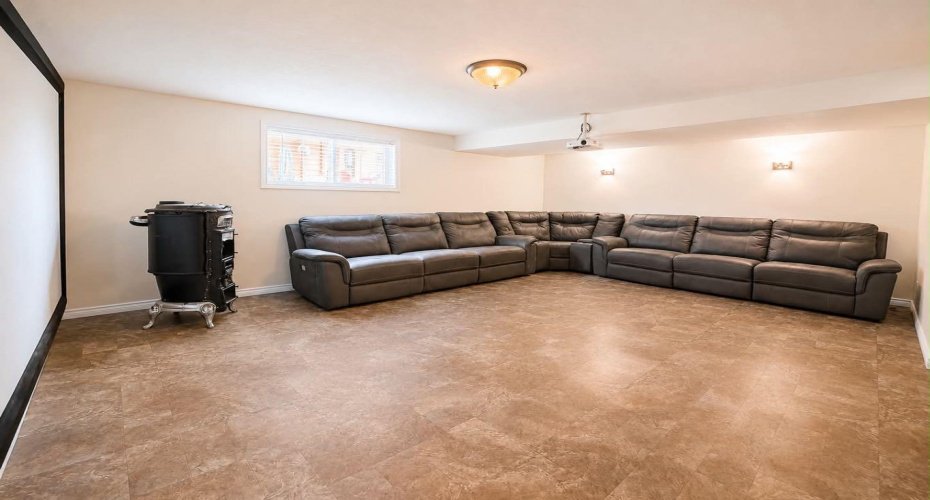 10913 Grande Avenue, Grande Cache, Alberta t0e0y0, 5 Bedrooms Bedrooms, ,3 BathroomsBathrooms,Residential,For Sale,Grande,A2290622