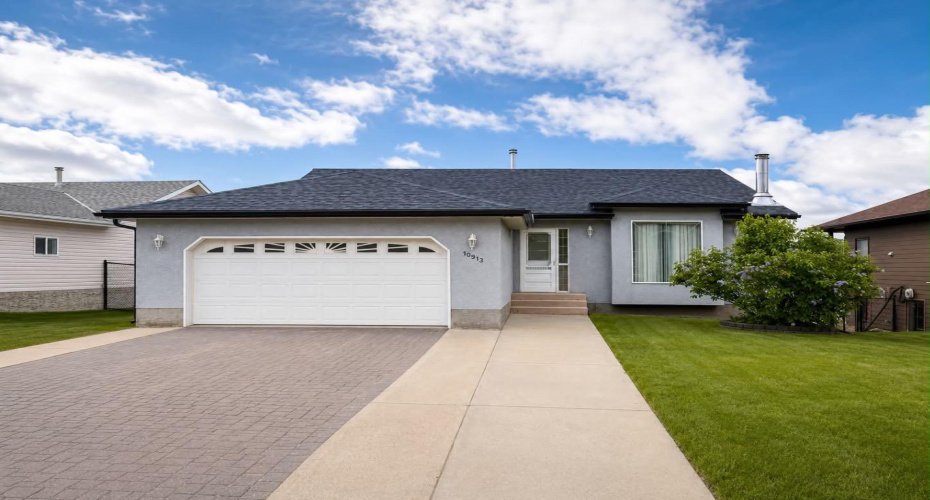 10913 Grande Avenue, Grande Cache, Alberta t0e0y0, 5 Bedrooms Bedrooms, ,3 BathroomsBathrooms,Residential,For Sale,Grande,A2290622