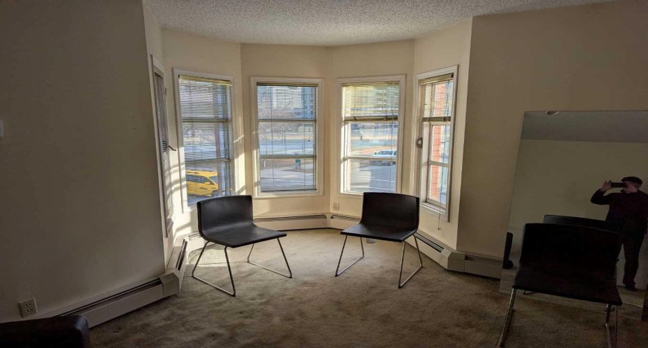 1401 2 Street, Calgary, Alberta T2R 0W7, ,Commercial,For Sale,Alexandria Place,2,A2290674