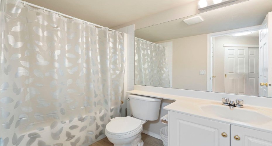 260 Shawville Way, Calgary, Alberta T2Y3Z6, 2 Bedrooms Bedrooms, ,2 BathroomsBathrooms,Residential,For Sale,Shawville,A2290675