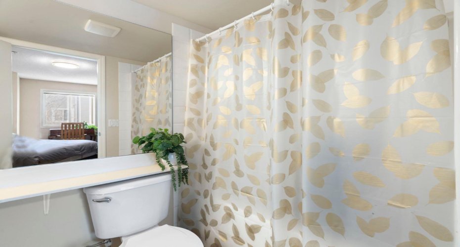 260 Shawville Way, Calgary, Alberta T2Y3Z6, 2 Bedrooms Bedrooms, ,2 BathroomsBathrooms,Residential,For Sale,Shawville,A2290675