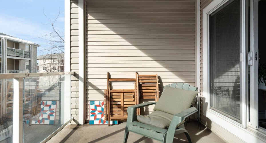 260 Shawville Way, Calgary, Alberta T2Y3Z6, 2 Bedrooms Bedrooms, ,2 BathroomsBathrooms,Residential,For Sale,Shawville,A2290675