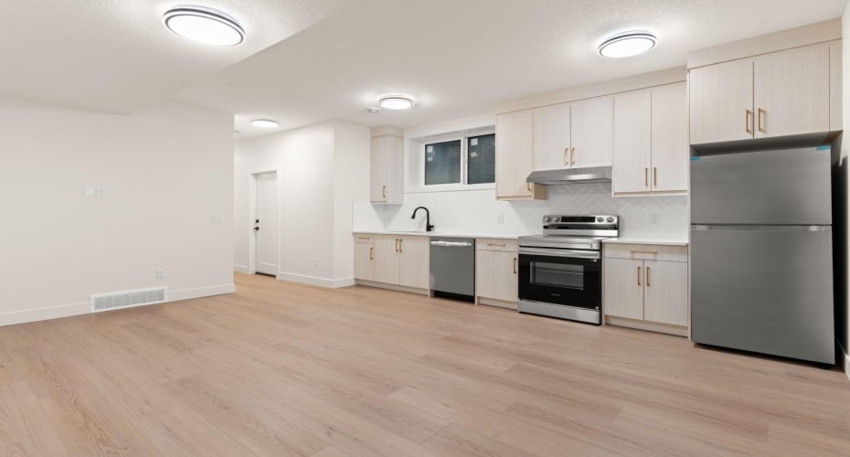 610 24A Street, Calgary, Alberta T2N 2S4, 5 Bedrooms Bedrooms, ,4 BathroomsBathrooms,Residential,For Sale,24A,A2290687