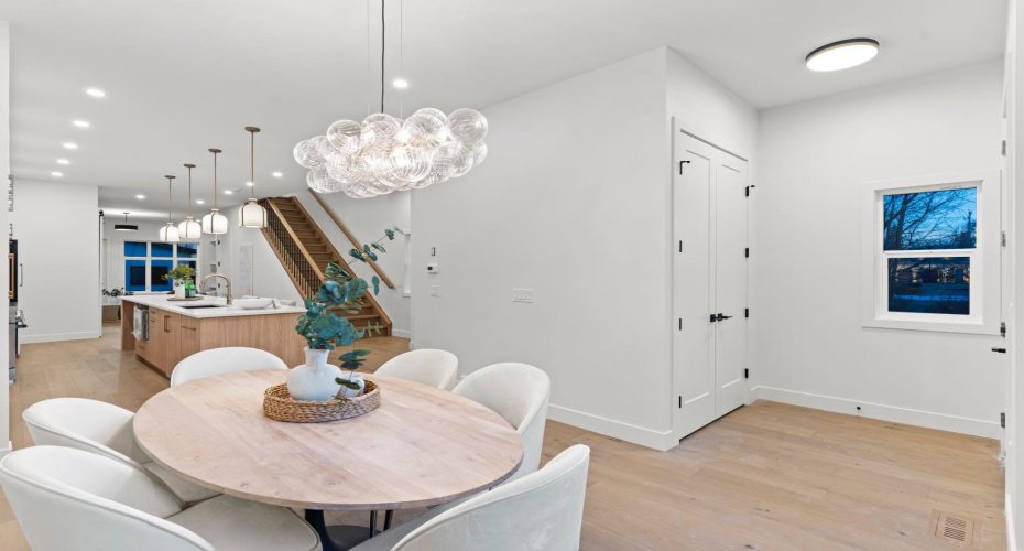 610 24A Street, Calgary, Alberta T2N 2S4, 5 Bedrooms Bedrooms, ,4 BathroomsBathrooms,Residential,For Sale,24A,A2290687