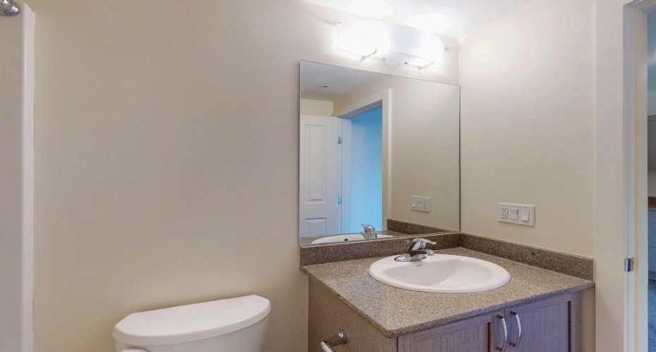 30 Brentwood Common, Calgary, Alberta T2L 2L8, 1 Bedroom Bedrooms, ,1 BathroomBathrooms,Residential,For Sale,Brentwood,A2290722