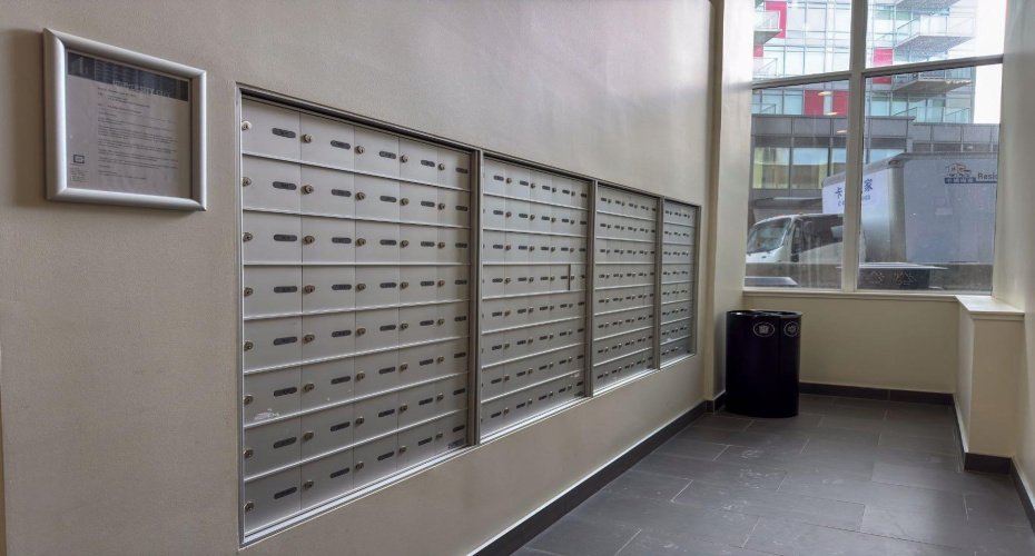 30 Brentwood Common, Calgary, Alberta T2L 2L8, 1 Bedroom Bedrooms, ,1 BathroomBathrooms,Residential,For Sale,Brentwood,A2290722