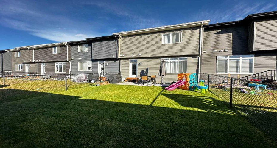 281 Waterford Boulevard, Chestermere, Alberta T1X2P8, 4 Bedrooms Bedrooms, ,4 BathroomsBathrooms,Residential,For Sale,Waterford,A2290786