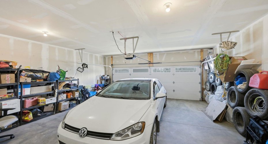 14235 1 Street, Calgary, Alberta T3P1Y4, 4 Bedrooms Bedrooms, ,3 BathroomsBathrooms,Residential,For Sale,1,A2290800