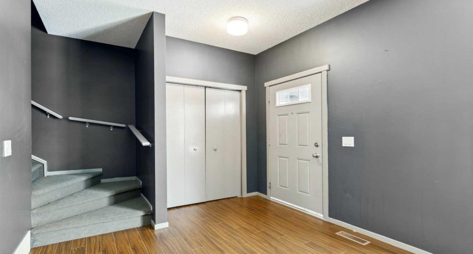 300 Evanscreek Court, Calgary, Alberta T3P 0B8, 3 Bedrooms Bedrooms, ,3 BathroomsBathrooms,Residential,For Sale,Evanscreek,A2290405