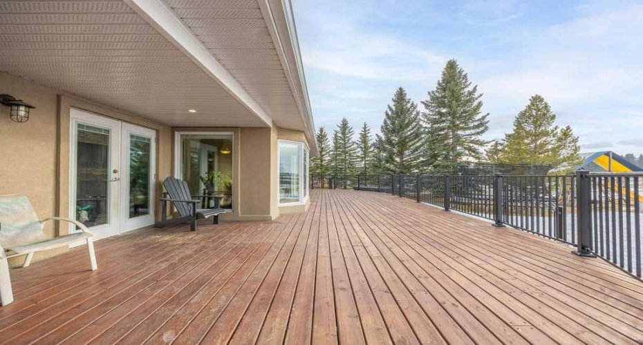 28 Crocus Ridge Point, Rural Rocky View County, Alberta T3Z 1G4, 3 Bedrooms Bedrooms, ,3 BathroomsBathrooms,Residential,For Sale,Crocus Ridge,A2290437