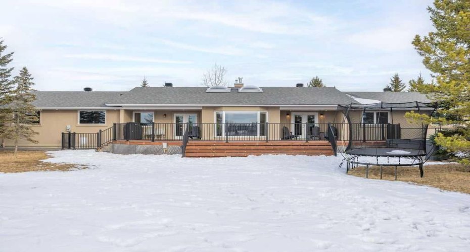 28 Crocus Ridge Point, Rural Rocky View County, Alberta T3Z 1G4, 3 Bedrooms Bedrooms, ,3 BathroomsBathrooms,Residential,For Sale,Crocus Ridge,A2290437