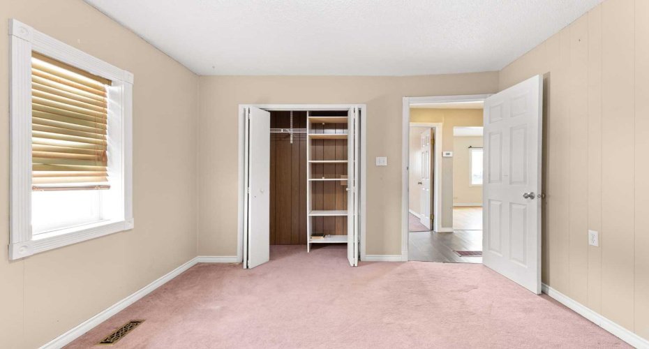 118 2 Street, Redcliff, Alberta T0J 2P0, 2 Bedrooms Bedrooms, ,1 BathroomBathrooms,Residential,For Sale,2,A2290441