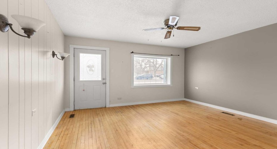 118 2 Street, Redcliff, Alberta T0J 2P0, 2 Bedrooms Bedrooms, ,1 BathroomBathrooms,Residential,For Sale,2,A2290441