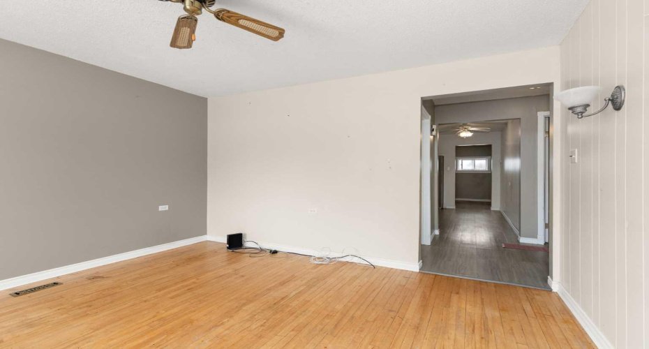 118 2 Street, Redcliff, Alberta T0J 2P0, 2 Bedrooms Bedrooms, ,1 BathroomBathrooms,Residential,For Sale,2,A2290441