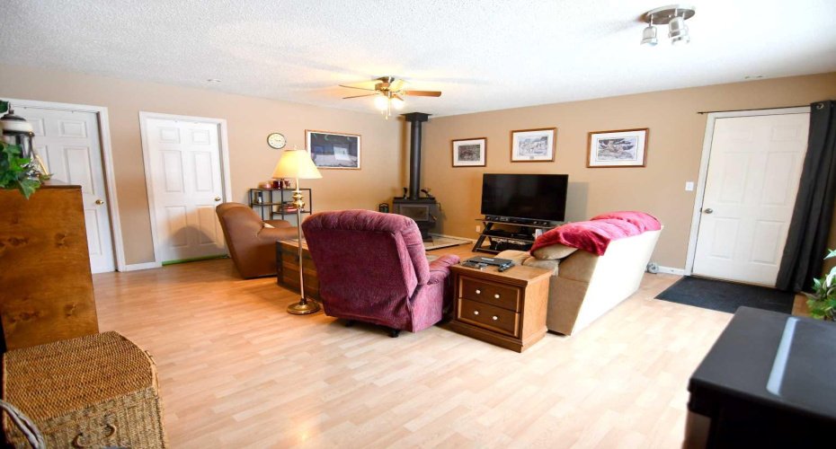 Ricinus Ridge Drive, Rural Clearwater County, Alberta T0M 0M0, 3 Bedrooms Bedrooms, ,2 BathroomsBathrooms,Residential,For Sale,Ricinus Ridge Drive,A2290499