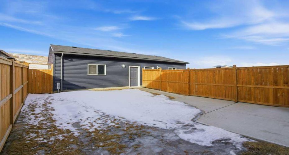 311 Wolf Creek Way, Calgary, Alberta T2X 4Y8, 4 Bedrooms Bedrooms, ,4 BathroomsBathrooms,Residential,For Sale,Wolf Creek,A2290796