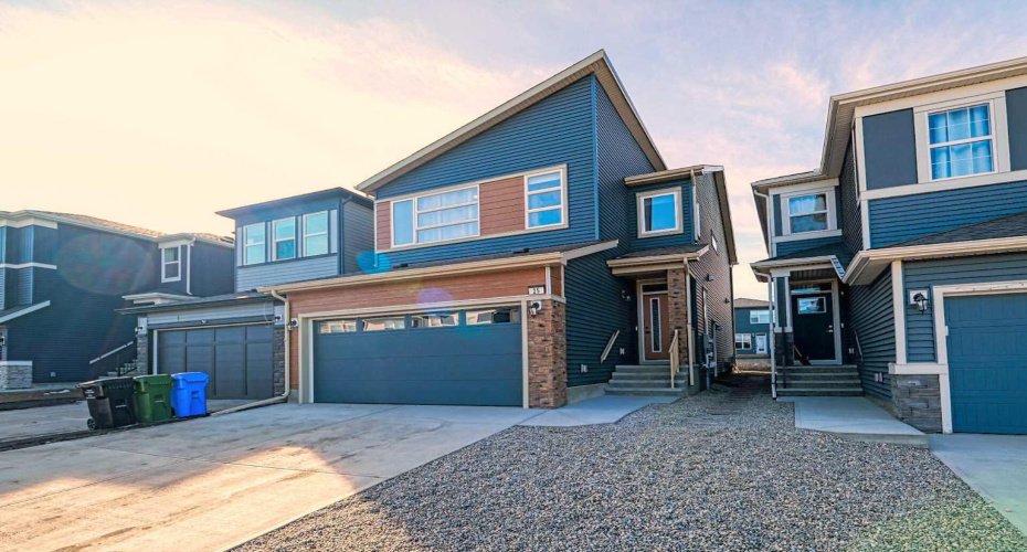 25 Belmont Green, Calgary, Alberta T2X 5E3, 5 Bedrooms Bedrooms, ,4 BathroomsBathrooms,Residential,For Sale,Belmont,A2290850