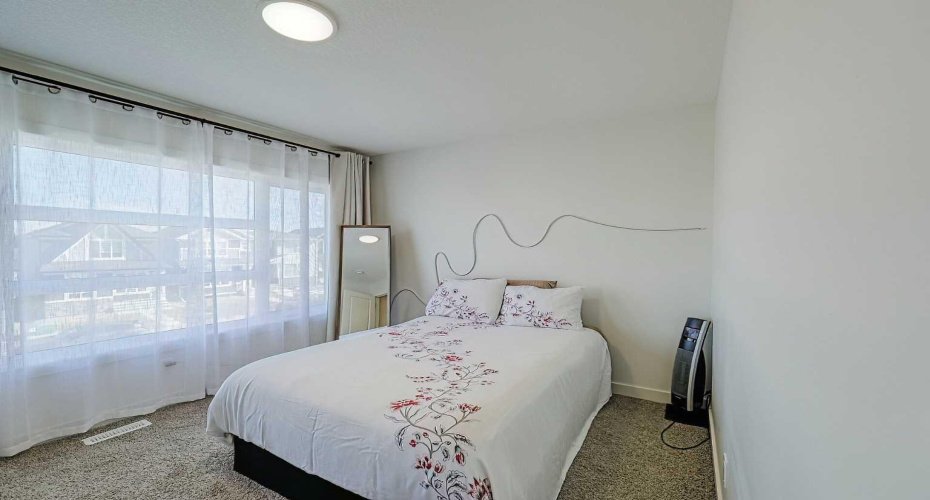 25 Belmont Green, Calgary, Alberta T2X 5E3, 5 Bedrooms Bedrooms, ,4 BathroomsBathrooms,Residential,For Sale,Belmont,A2290850