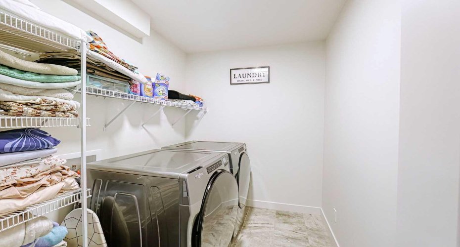 25 Belmont Green, Calgary, Alberta T2X 5E3, 5 Bedrooms Bedrooms, ,4 BathroomsBathrooms,Residential,For Sale,Belmont,A2290850