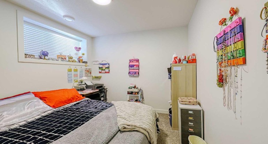 25 Belmont Green, Calgary, Alberta T2X 5E3, 5 Bedrooms Bedrooms, ,4 BathroomsBathrooms,Residential,For Sale,Belmont,A2290850
