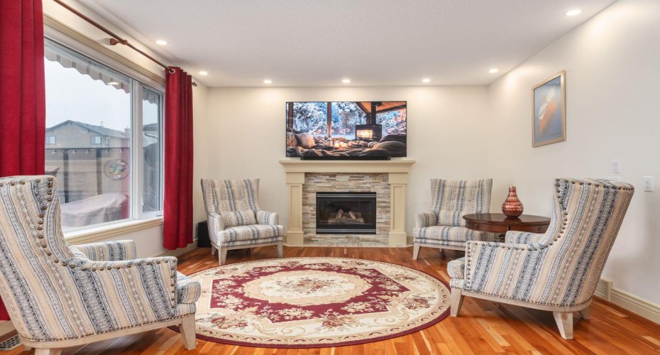 401 Marina Drive, Chestermere, Alberta T1X 1V8, 5 Bedrooms Bedrooms, ,4 BathroomsBathrooms,Residential,For Sale,Marina,A2290902