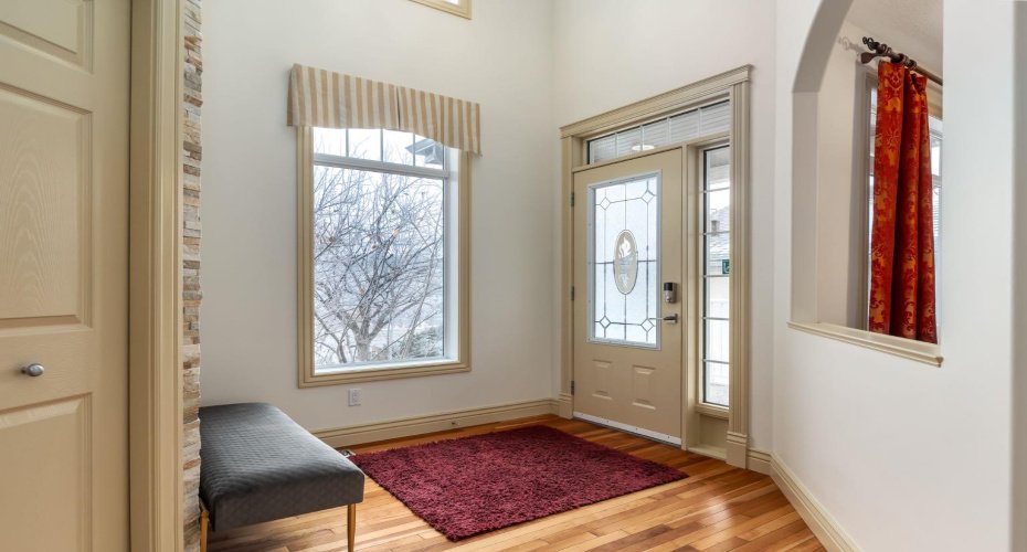 401 Marina Drive, Chestermere, Alberta T1X 1V8, 5 Bedrooms Bedrooms, ,4 BathroomsBathrooms,Residential,For Sale,Marina,A2290902