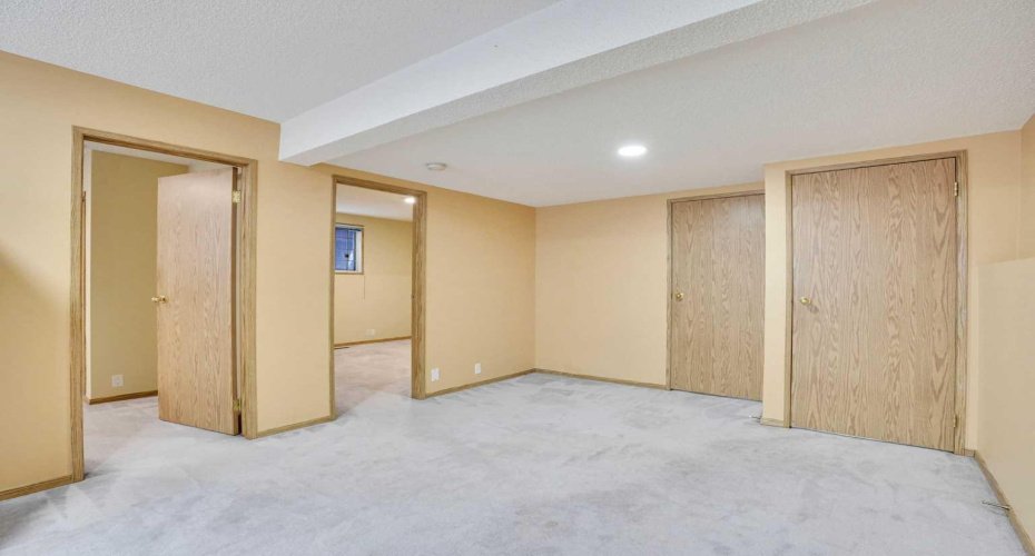 131 Martinridge Grove, Calgary, Alberta T3J 3M4, 5 Bedrooms Bedrooms, ,3 BathroomsBathrooms,Residential,For Sale,Martinridge,A2284895