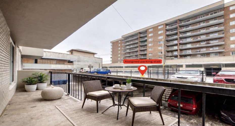 Spacious private balcony (virtually staged)