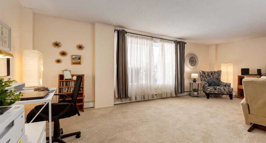 315 Heritage Drive, Calgary, Alberta T2H 1N2, 2 Bedrooms Bedrooms, ,1 BathroomBathrooms,Residential,For Sale,Heritage,A2290947