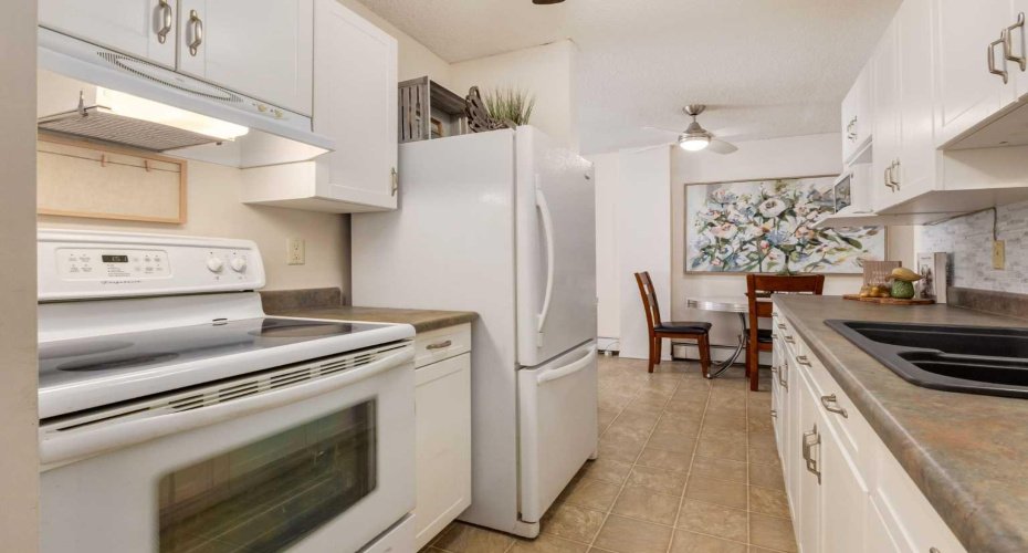 315 Heritage Drive, Calgary, Alberta T2H 1N2, 2 Bedrooms Bedrooms, ,1 BathroomBathrooms,Residential,For Sale,Heritage,A2290947