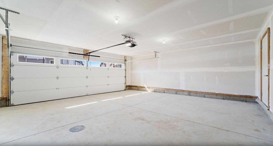 280 chelsea Road, Chestermere, Alberta T1X 2X9, 4 Bedrooms Bedrooms, ,3 BathroomsBathrooms,Residential,For Sale,chelsea,A2286437