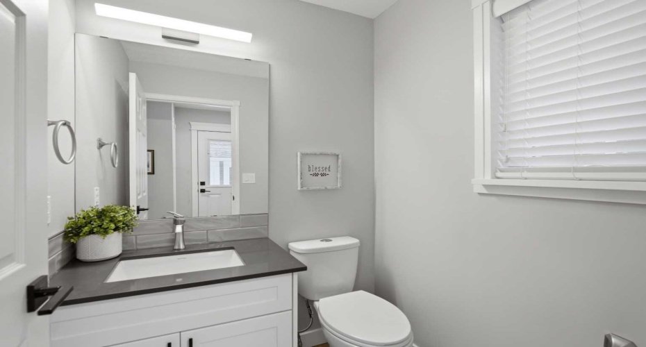 3426 5 Avenue, Calgary, Alberta T2N 0V6, 3 Bedrooms Bedrooms, ,3 BathroomsBathrooms,Residential,For Sale,5,A2290952